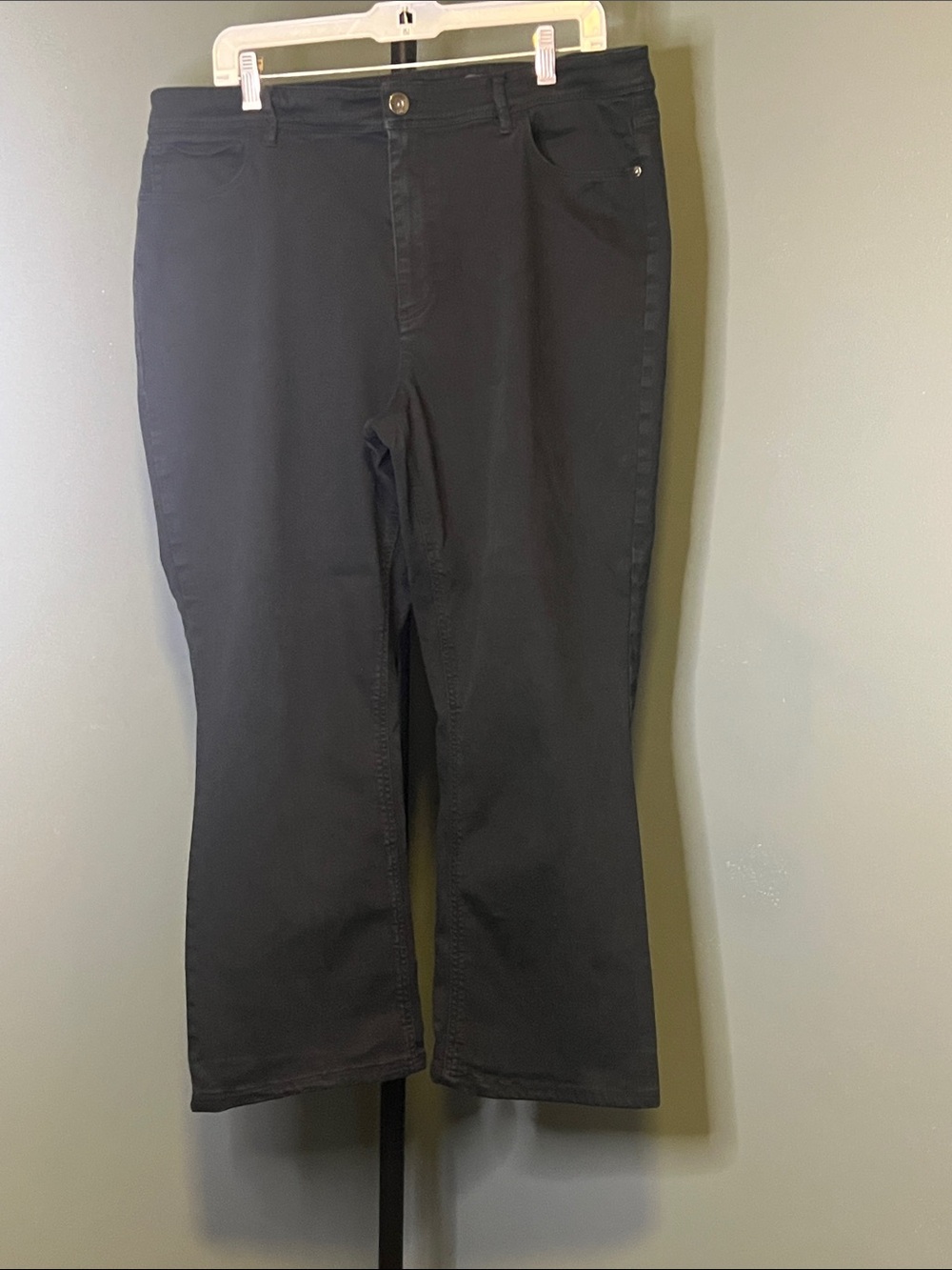 J. Jill Black Cropped Ankle Jeans